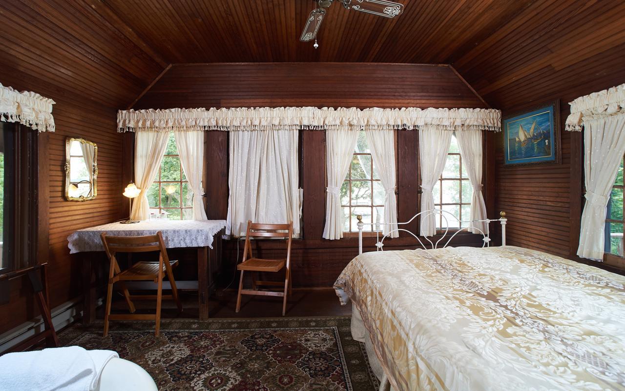 Spicer Castle Inn エクステリア 写真