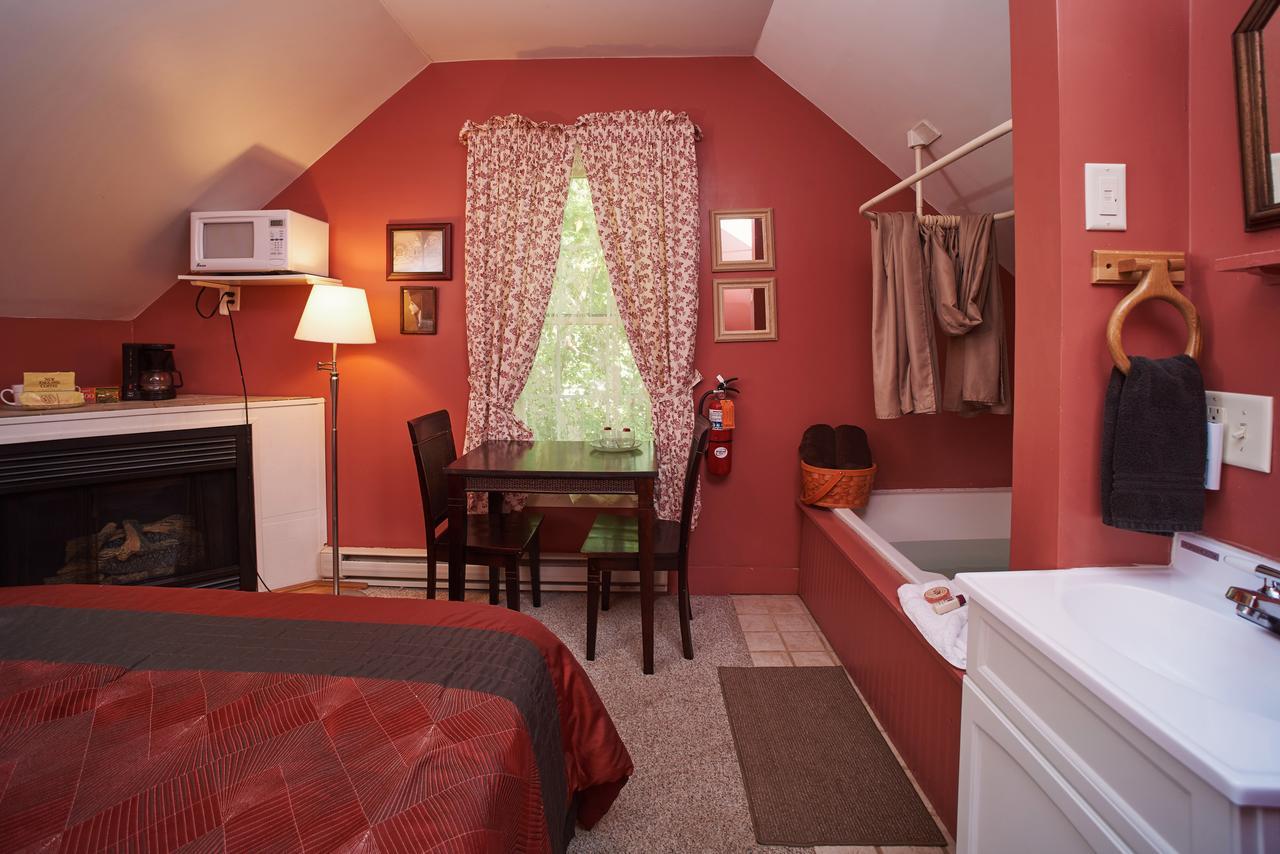 Spicer Castle Inn エクステリア 写真